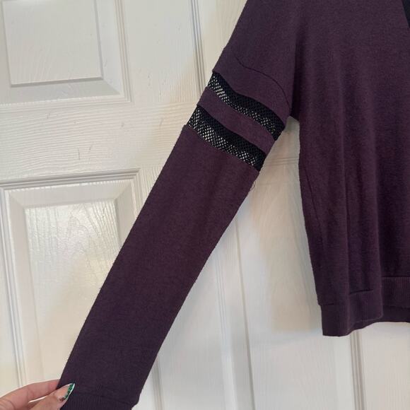 Charmed Hearts Women’s Deep Purple Mesh Accent Pullover Sweater Size M - Picture 8 of 8